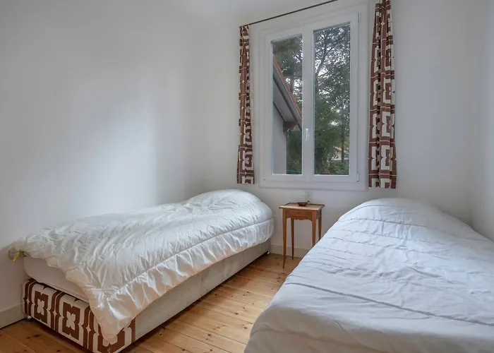 Maison A 350m De La Pour 6 A St Brevin 펜션